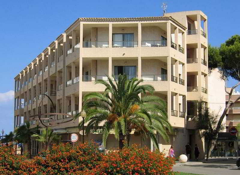 Apartamentos Arcos Playa S'Illot  Luaran gambar
